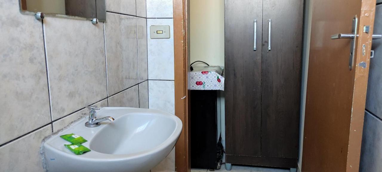 Hotel Gringos ロンドリーナ エクステリア 写真