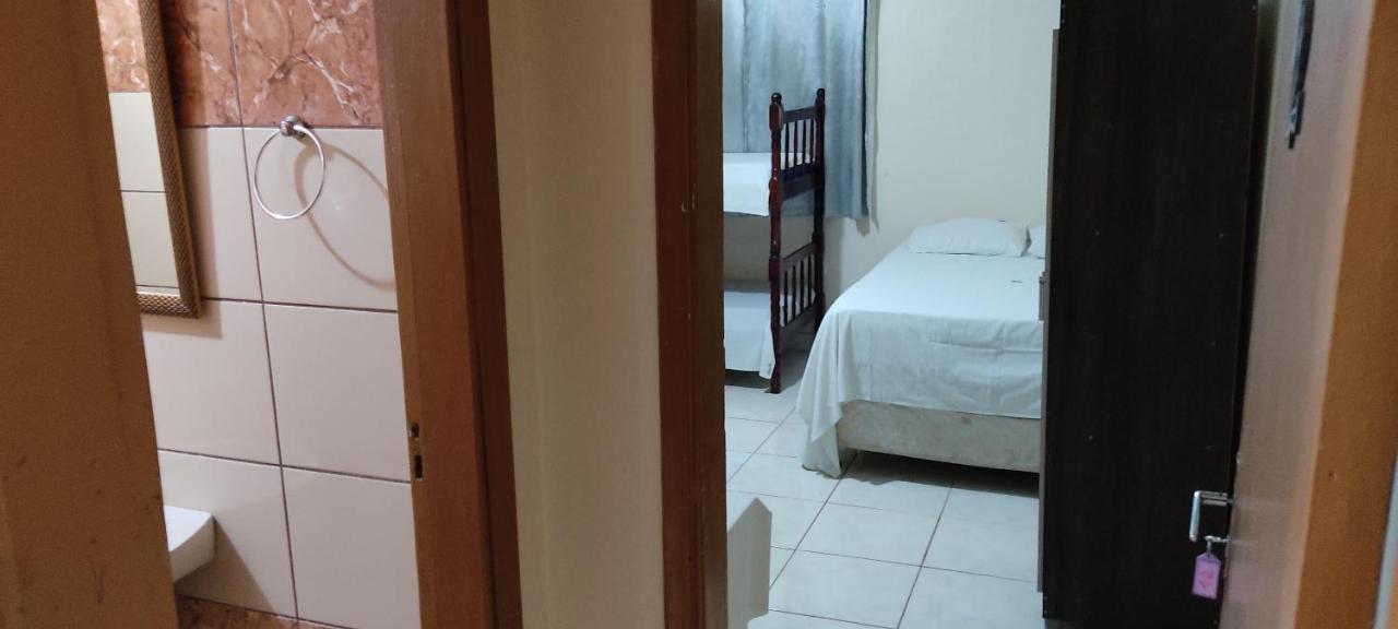 Hotel Gringos ロンドリーナ エクステリア 写真